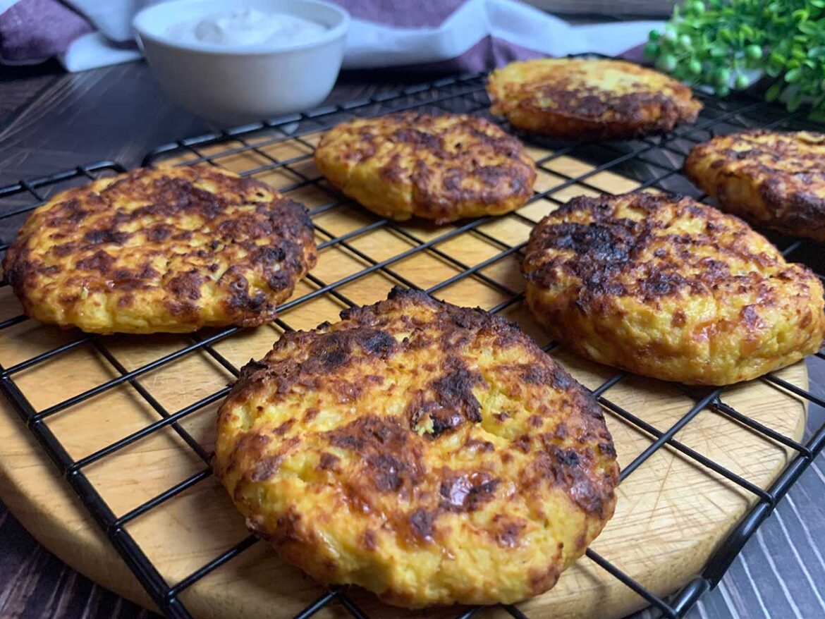 Keto Cauliflower Patties Recipe « MyLowCarbMeals